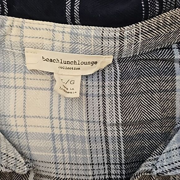 beach lunch lounge wrap front draped crossover flannel plaid Top. Size Large - Picture 8 of 9